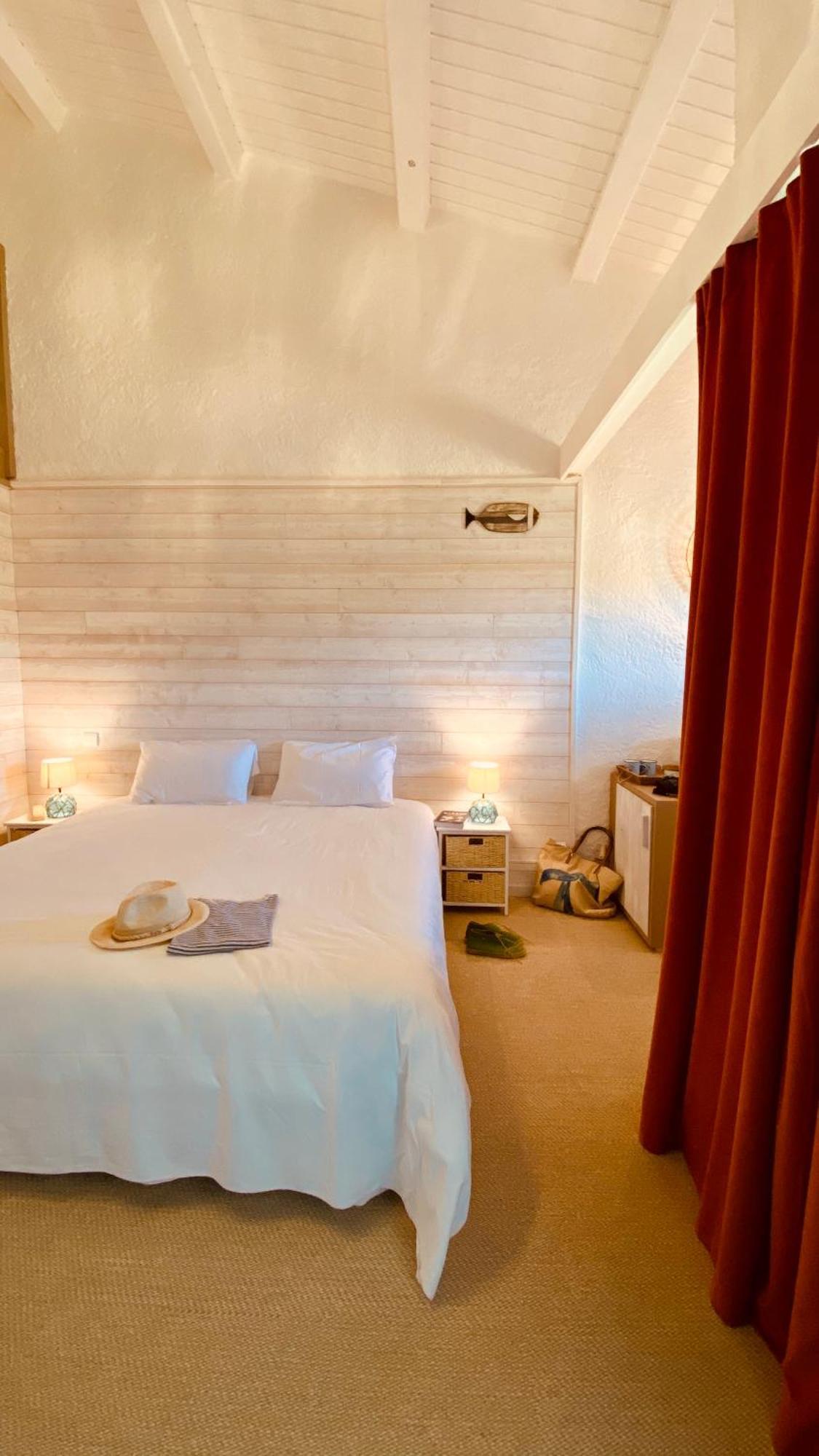 Hotel Ile De Lumiere La Cotiniere Bagian luar foto